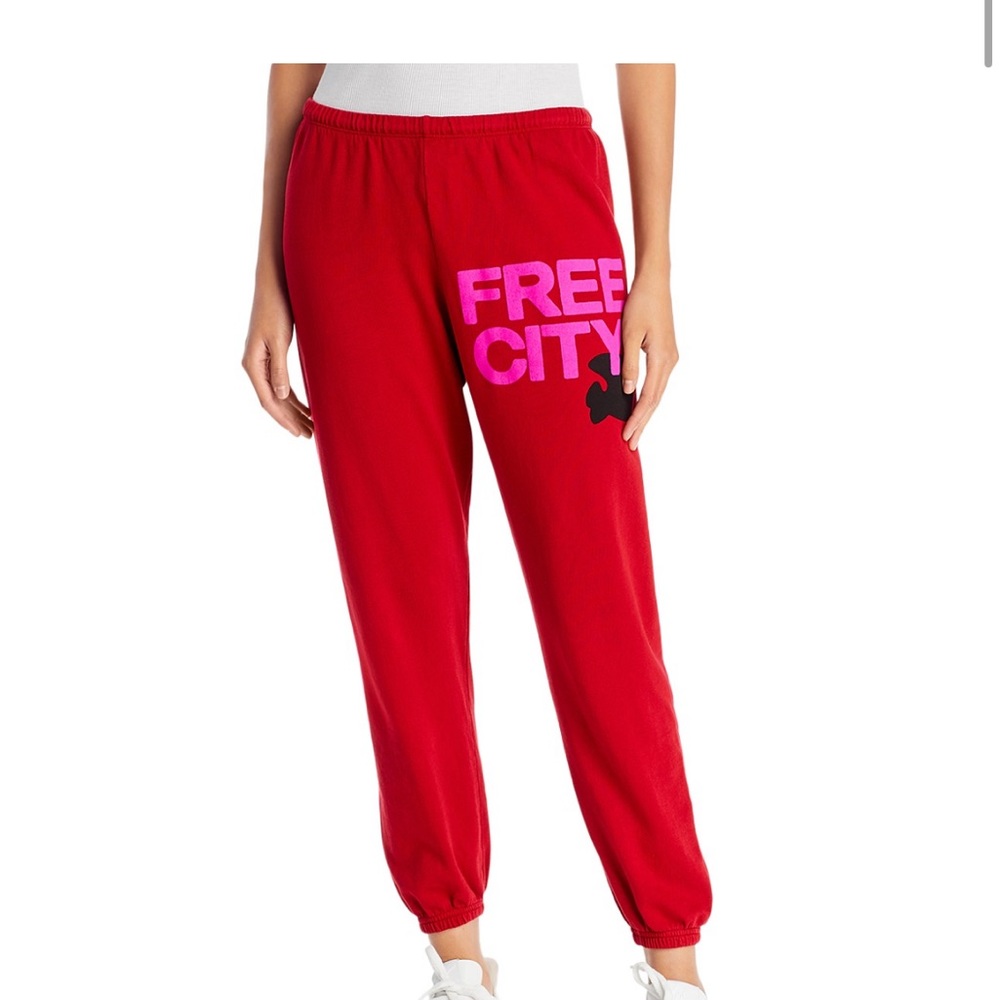 Red Free City sweat pants size L